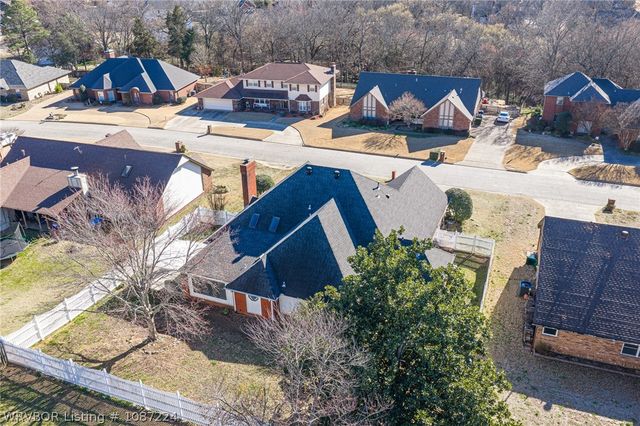 2305 Brigadoon Drive, Fort Smith, AR 72908
