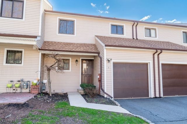 5 Lily Ct, Edison Twp., NJ 08820