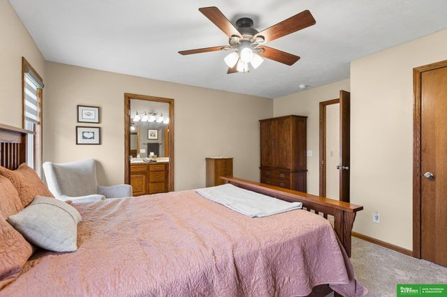 3209 Applewood Drive, Fremont, NE 68025