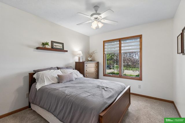 3209 Applewood Drive, Fremont, NE 68025