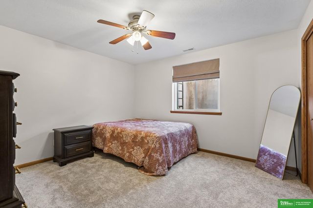 3209 Applewood Drive, Fremont, NE 68025