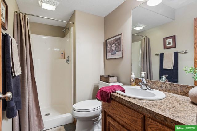 3209 Applewood Drive, Fremont, NE 68025