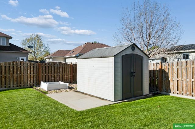 3209 Applewood Drive, Fremont, NE 68025