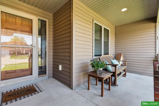 3209 Applewood Drive, Fremont, NE 68025