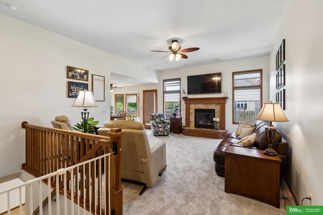 3209 Applewood Drive, Fremont, NE 68025