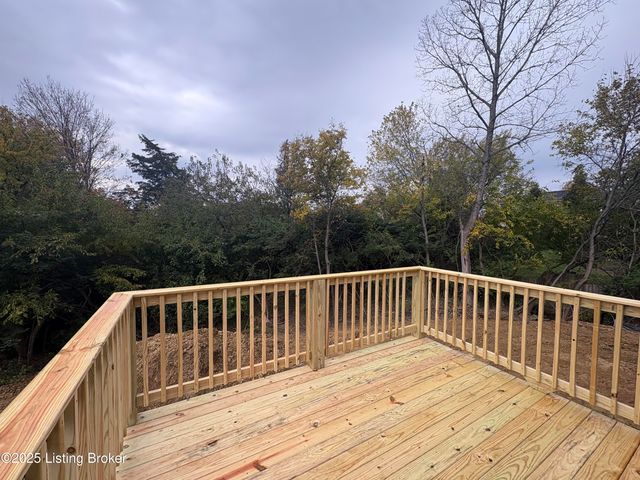 1004 Richwood Way, La Grange, KY 40031