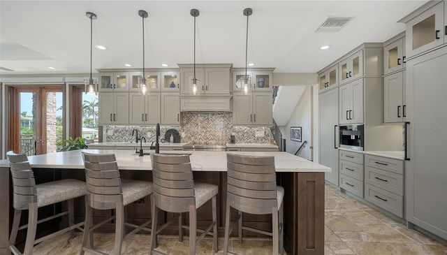 795 MARBURY LANE, Longboat Key, FL 34228