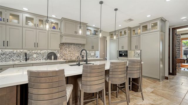 795 MARBURY LANE, Longboat Key, FL 34228