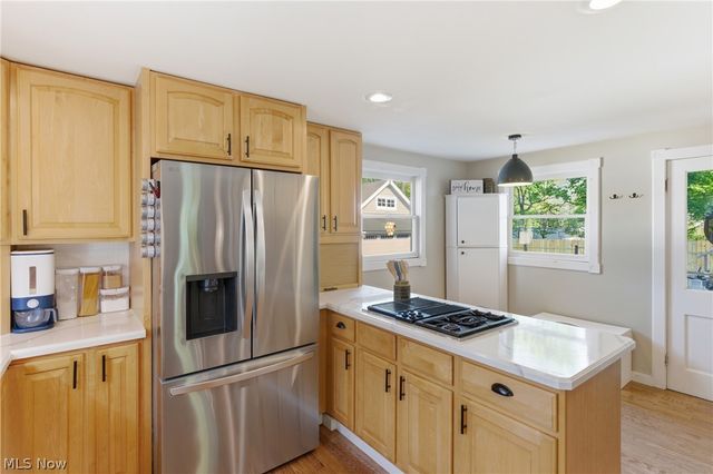 3674 Stoer Road, Shaker Heights, OH 44122