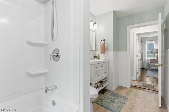 3674 Stoer Road, Shaker Heights, OH 44122