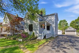 3674 Stoer Road, Shaker Heights, OH 44122