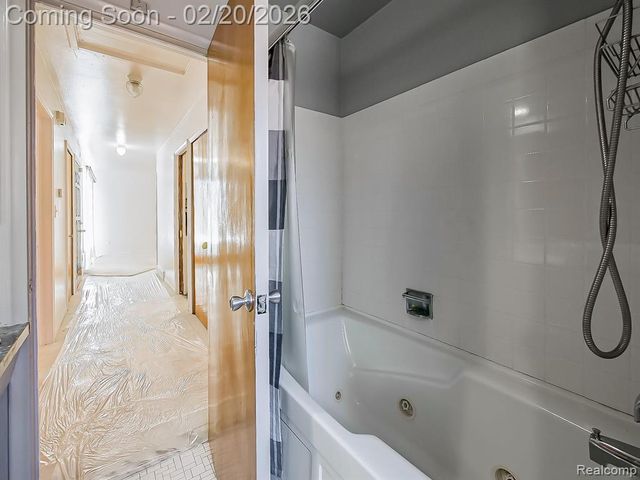 22604 Fargo Street, Detroit, MI 48219