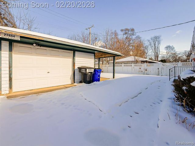 22604 Fargo Street, Detroit, MI 48219