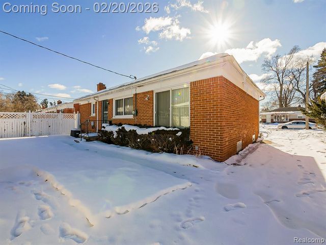 22604 Fargo Street, Detroit, MI 48219