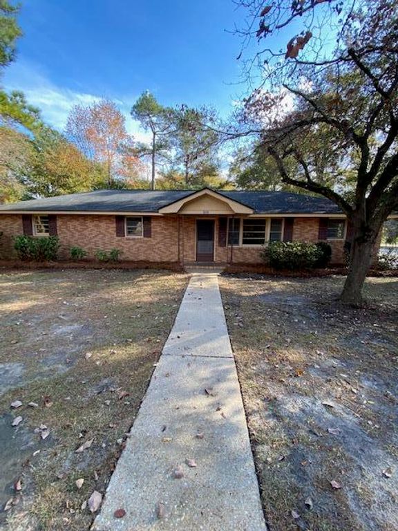 126 Gayle, Sumter, SC 29150