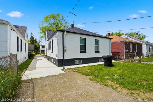 11338 Memorial Street, Detroit, MI 48227