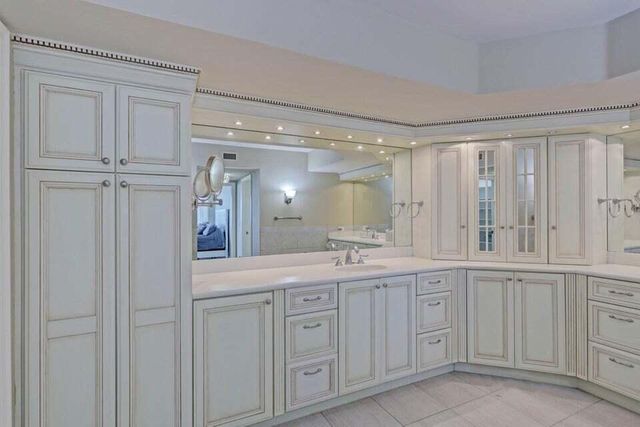 5380 N Ocean Drive 11j, Riviera Beach, FL 33404