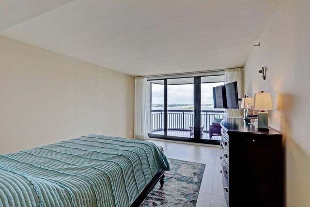 5380 N Ocean Drive 11j, Riviera Beach, FL 33404