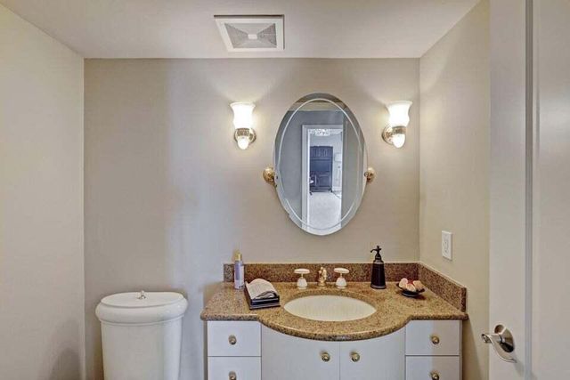 5380 N Ocean Drive 11j, Riviera Beach, FL 33404