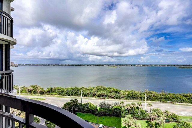 5380 N Ocean Drive 11j, Riviera Beach, FL 33404