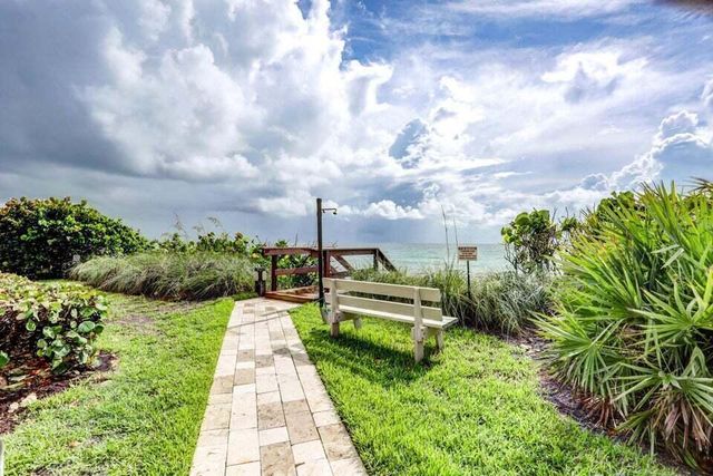 5380 N Ocean Drive 11j, Riviera Beach, FL 33404