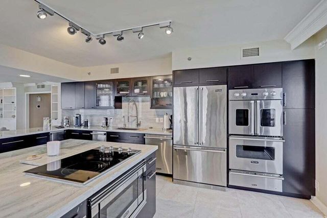 5380 N Ocean Drive 11j, Riviera Beach, FL 33404