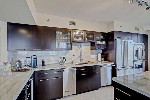 5380 N Ocean Drive 11j, Riviera Beach, FL 33404