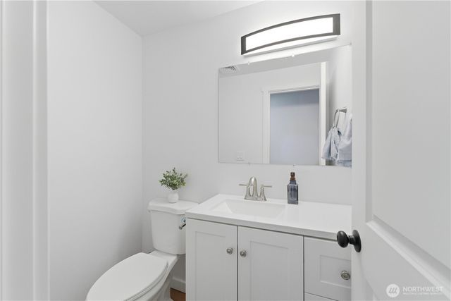 5921 E Portland Avenue, Tacoma, WA 98404