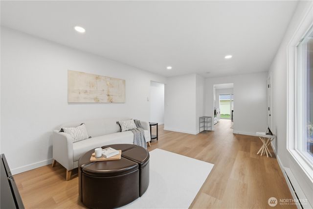 5921 E Portland Avenue, Tacoma, WA 98404