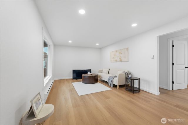 5921 E Portland Avenue, Tacoma, WA 98404