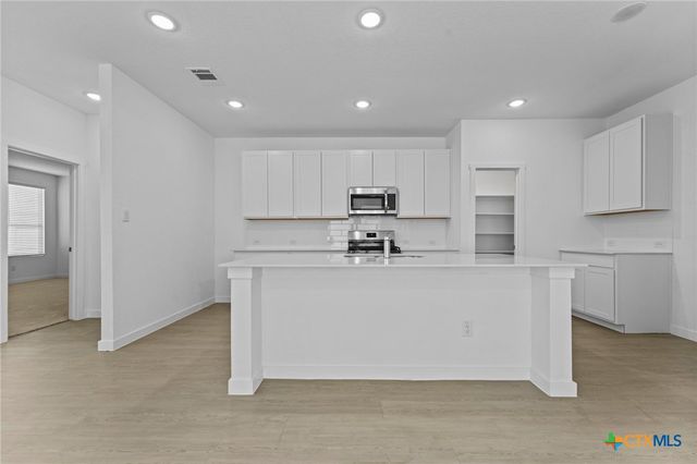 1221 Twisted Creek, New Braunfels, TX 78130