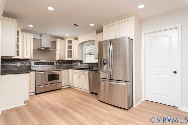1404 Cameron Ave, Chesterfield, VA 23836