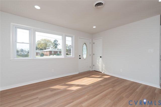 1404 Cameron Ave, Chesterfield, VA 23836