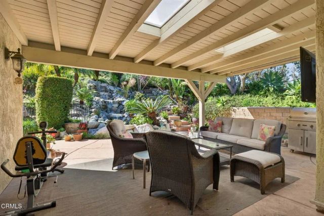 6390 San Como Lane, Camarillo, CA 93012