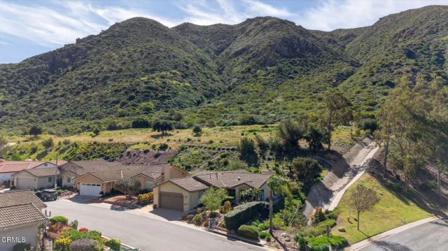 6390 San Como Lane, Camarillo, CA 93012