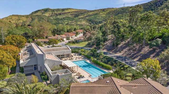 6390 San Como Lane, Camarillo, CA 93012