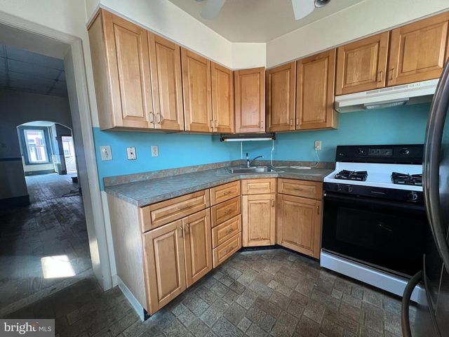 821 WILDER ST, Philadelphia, PA 19147