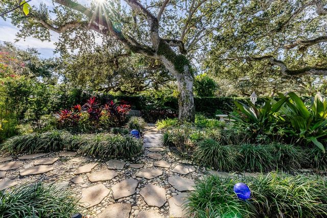 416 Conn Way, Vero Beach, FL 32963