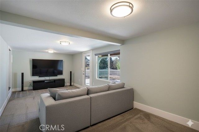 43379 Lookabout, Lake Hughes, CA 93532