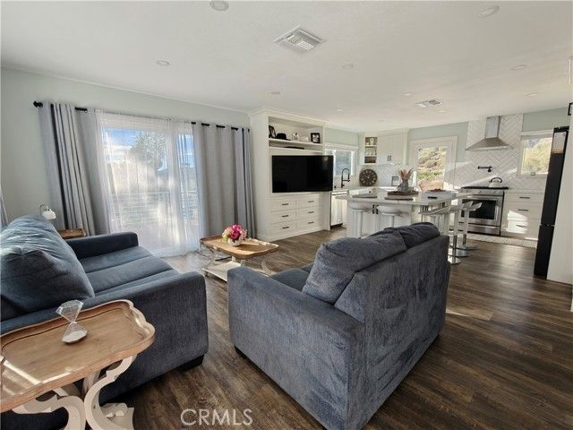 43379 Lookabout, Lake Hughes, CA 93532