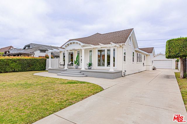 1042 3rd Avenue, Los Angeles, CA 90019