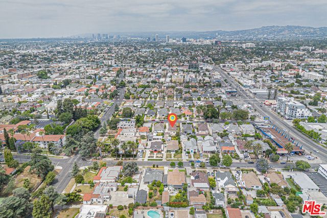 1042 3rd Avenue, Los Angeles, CA 90019
