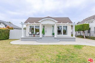 1042 3rd Avenue, Los Angeles, CA 90019