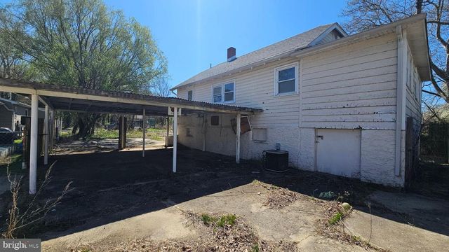 81 MILL ST, Penns Grove, NJ 08069