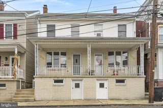 212 BROAD ST, St Clair, PA 17970