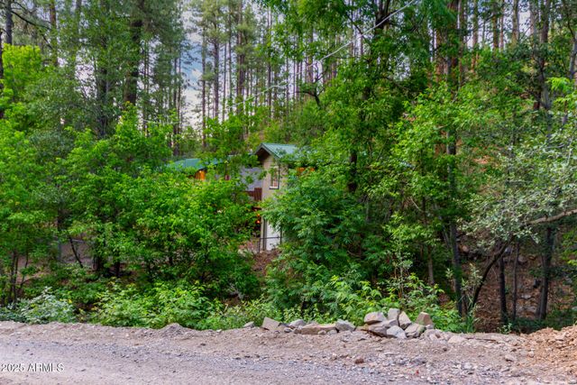 8475 S BREEZY PINE Road, Mayer, AZ 86333