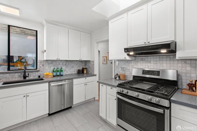 1706 35th Avenue, San Francisco, CA 94122