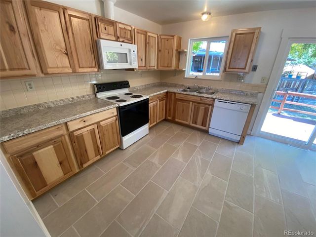 1840 Independence Street, Lakewood, CO 80215