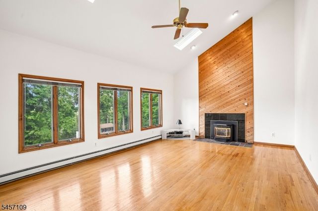 9 Ross Rd, Byram Twp., NJ 07874
