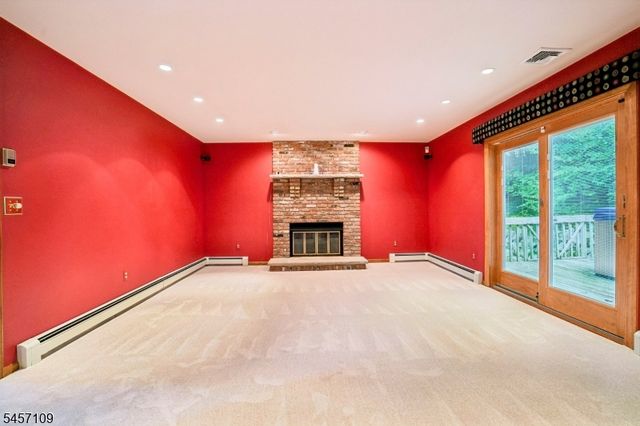 9 Ross Rd, Byram Twp., NJ 07874